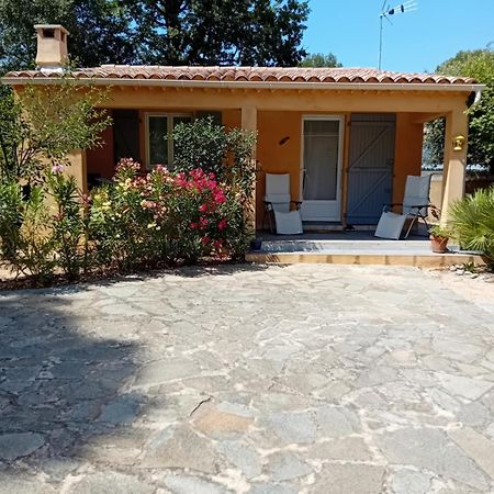 דירות Garéoult Pavillon Independant 45M2 4 Personnes מראה חיצוני תמונה