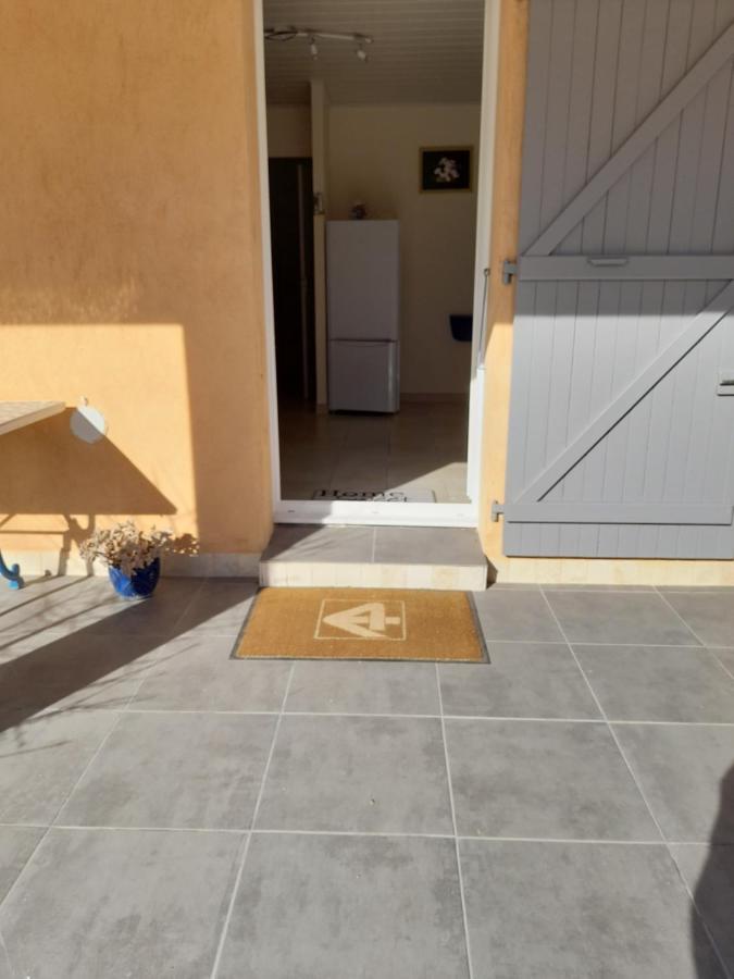 דירות Garéoult Pavillon Independant 45M2 4 Personnes מראה חיצוני תמונה