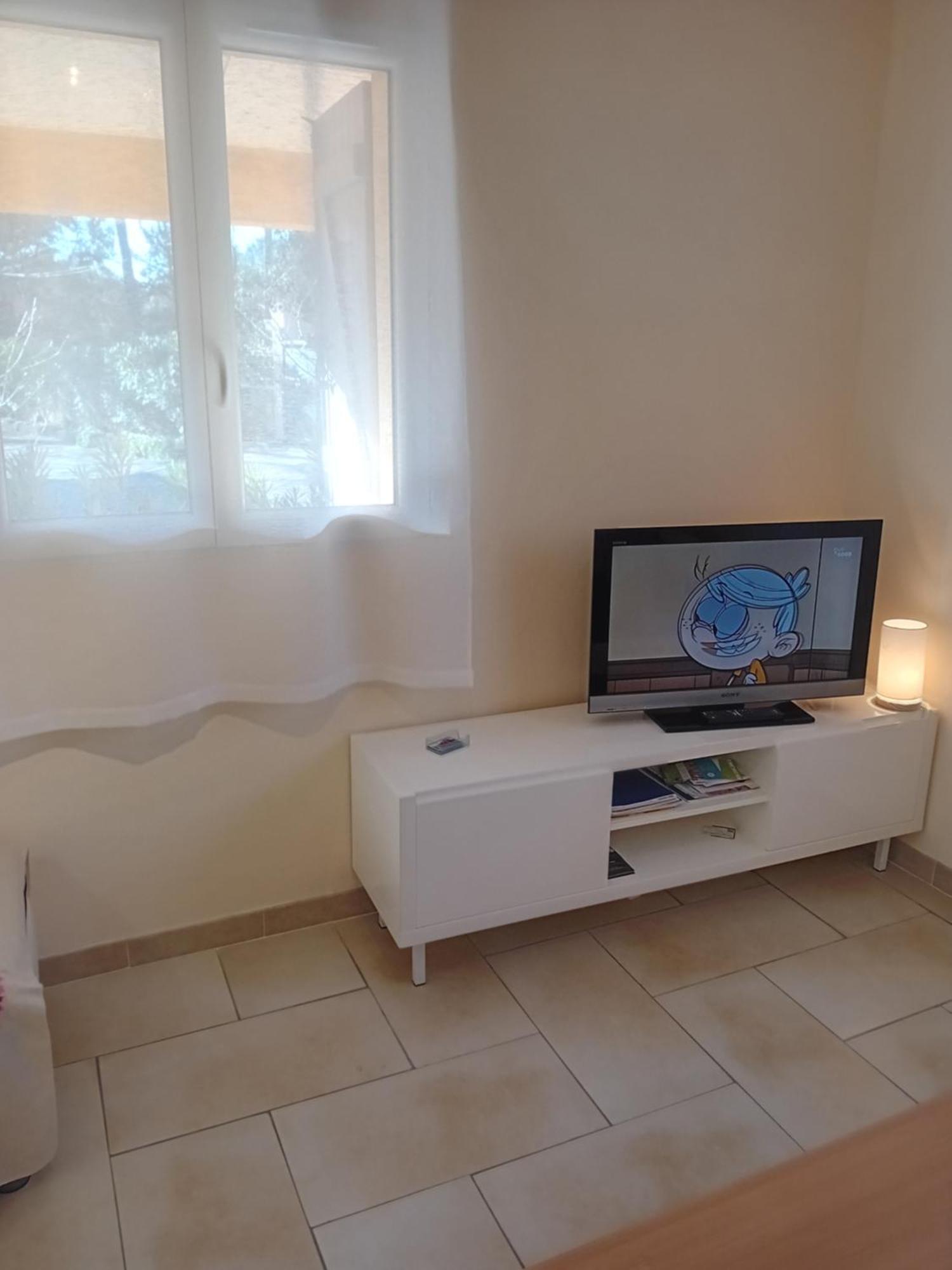 דירות Garéoult Pavillon Independant 45M2 4 Personnes מראה חיצוני תמונה
