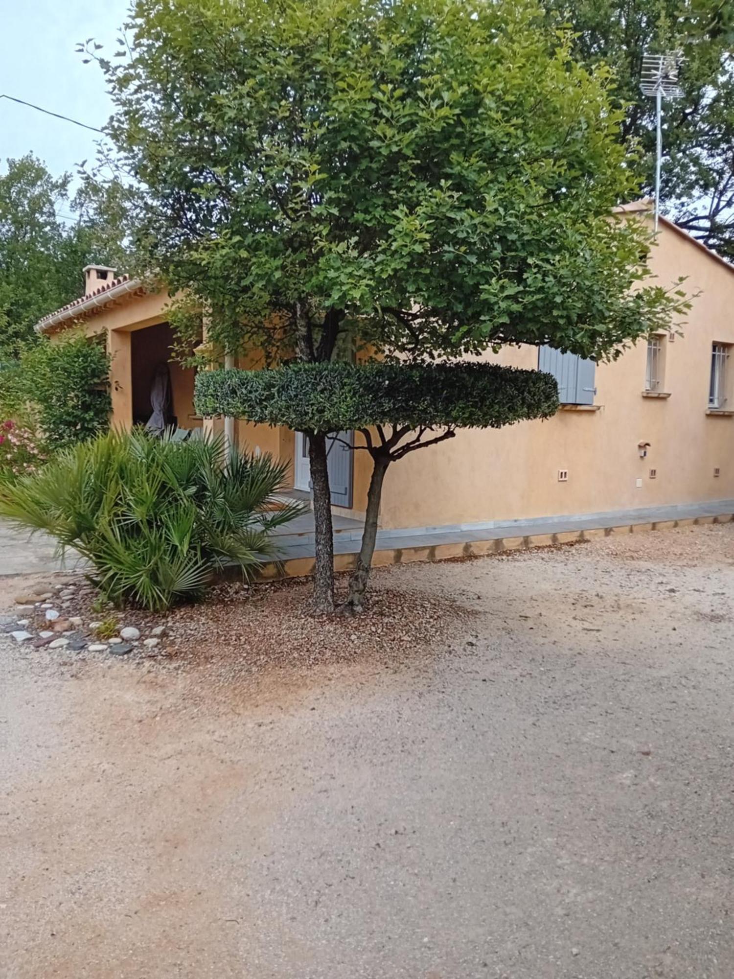 דירות Garéoult Pavillon Independant 45M2 4 Personnes מראה חיצוני תמונה